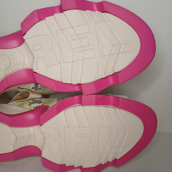 Sorel Sport Sandals Cream Pink Platform Snake Print Women’s 12 - Picture 9 of 10